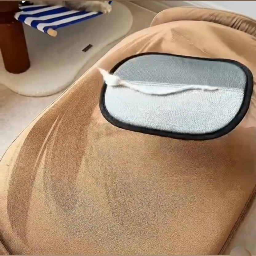 Upholstery after cleaning with the glove